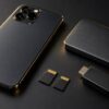 スマートフォンとmicroSDカードとカードリーダーと外付けSSD