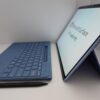 キーボードを付けた2in1タブレット